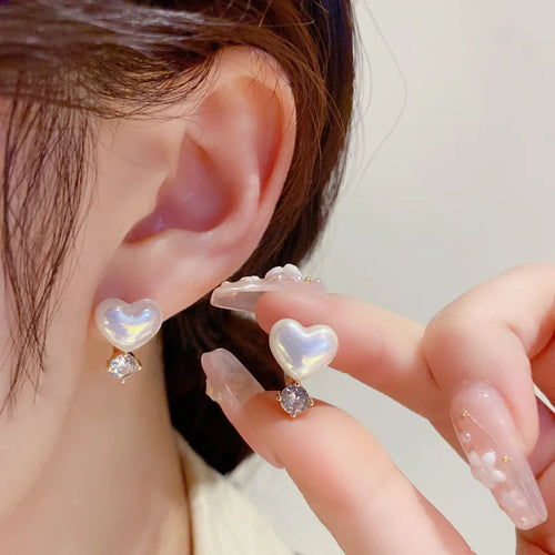 2022 New Trend Simulation Pearl Long Earrings Women's Flower
