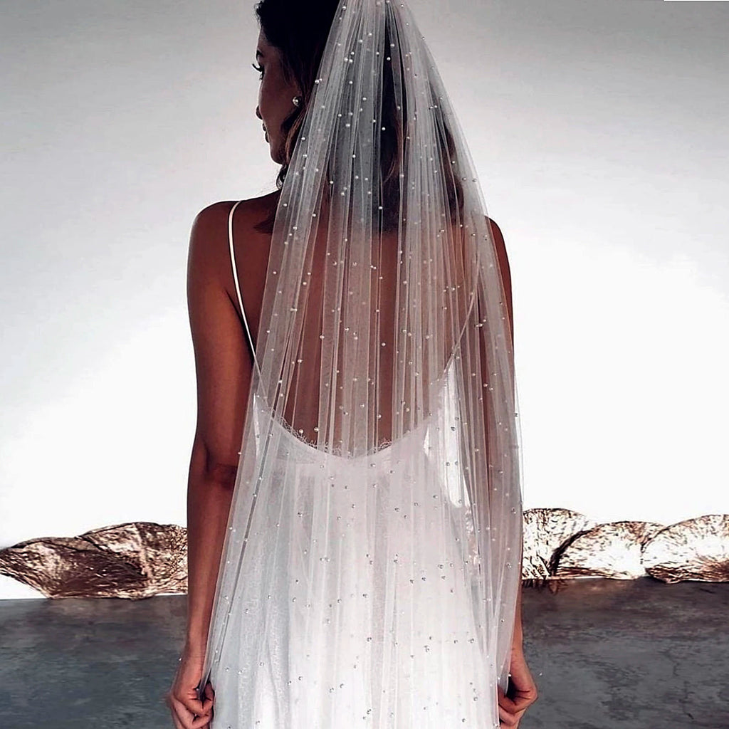 Short Wedding Veil for Bride Pearls Beaded Bridal Veils with Comb Soft