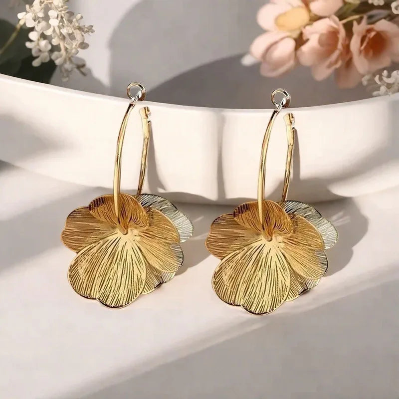 Yupsk Exquisite Butterfly Flower Pendant Earrings Golden Vintage